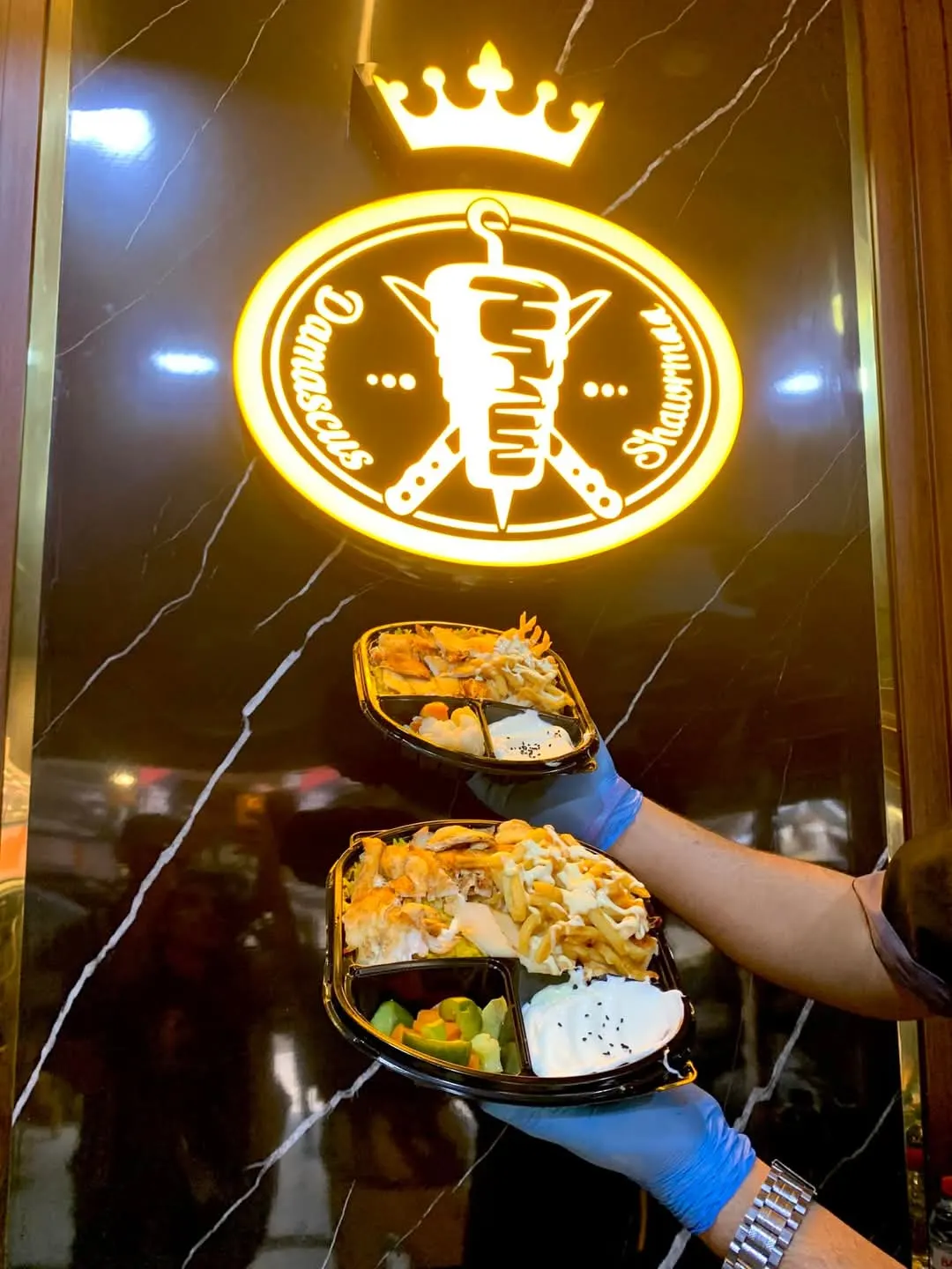 مطعم والي دمشق - تجربة الطعام السوري الأصيل